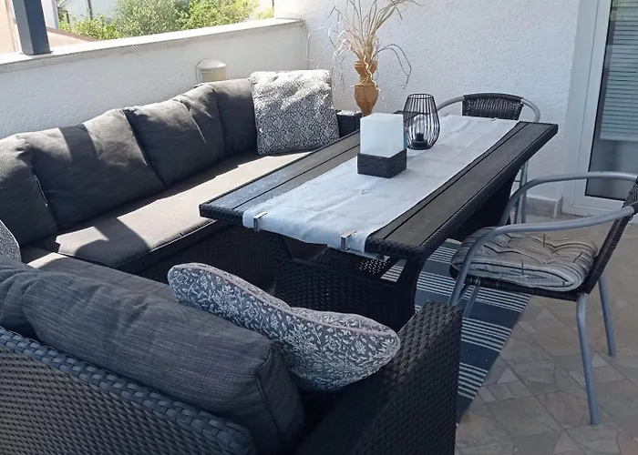 Natalie Seaview 公寓 *