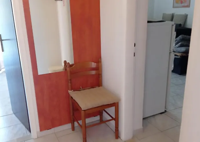 Natalie Seaview Apartament *