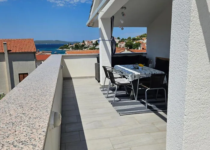 Natalie Seaview Žaborić