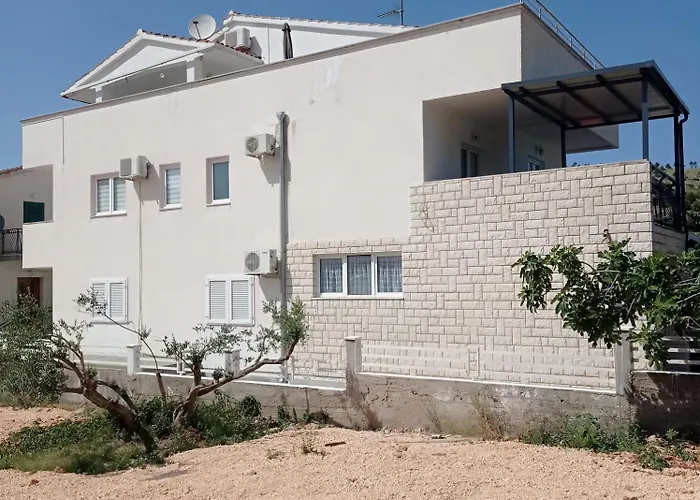 Natalie Seaview 公寓 *