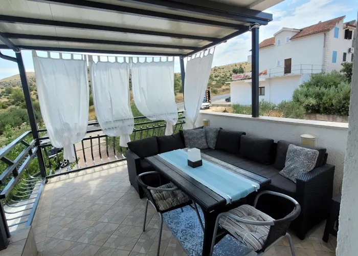 Natalie Seaview * 扎博里克